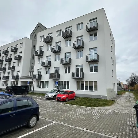 1 With Balcony, Nalepkova Lägenhet *