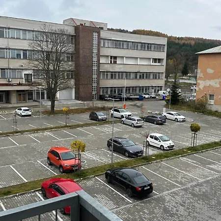 1 With Balcony, Nalepkova